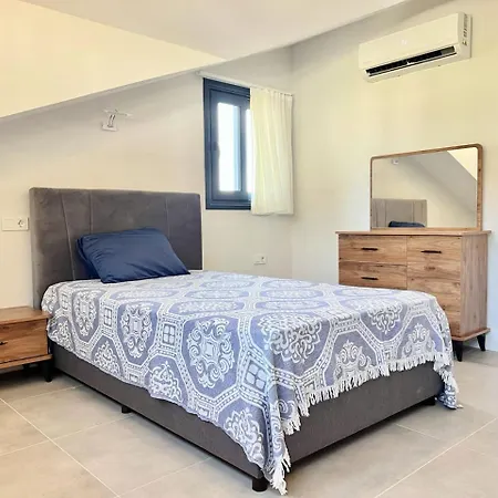 Ξενοδοχείο Nest Largely Designed Private With Pool & Garden In