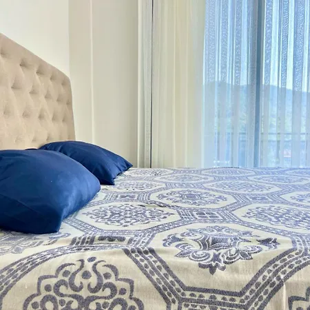Ξενοδοχείο Nest Largely Designed Private With Pool & Garden In 4*