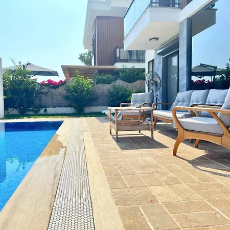 Nest Largely Designed Private With Pool & Garden In 4* Gocek (Fethiye)